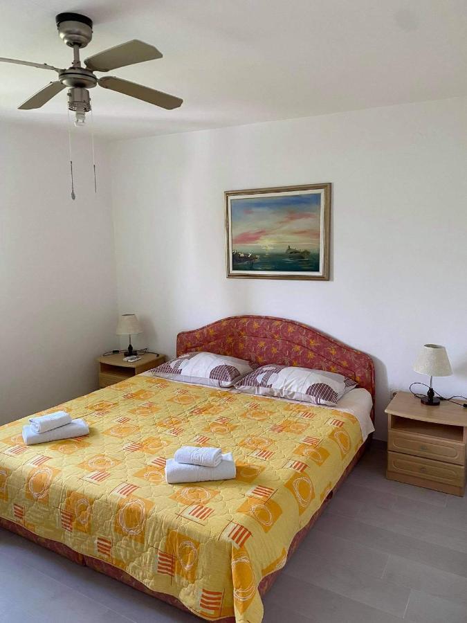 Genesis Appartement Trogir Buitenkant foto